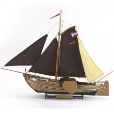 Maquette bateau voilier en bois : bateau de pêche botter