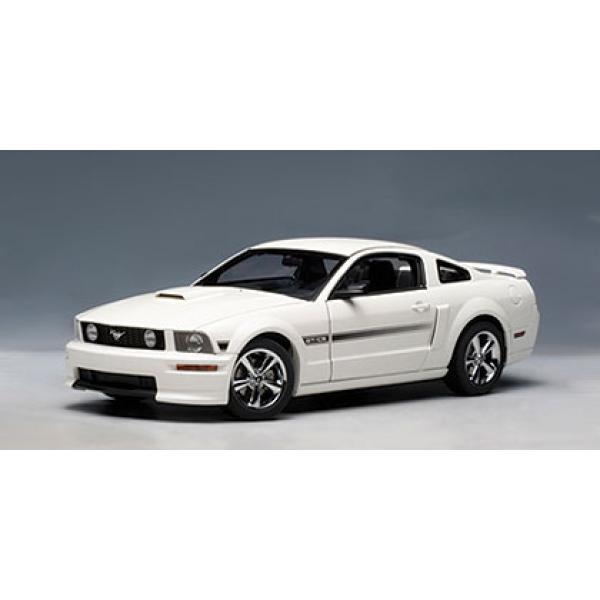 Ford Mustang coupé 2007 AutoArt 1/18 - T2M-A73111