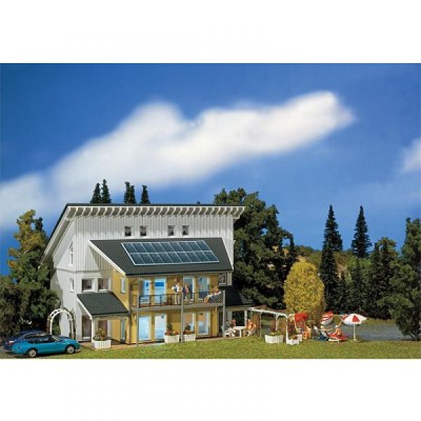 Modélisme HO : Maison solaire - Faller-130302