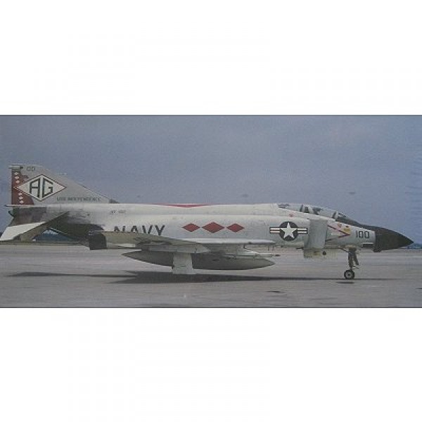 Maquette avion : F-4J Phantom II VF-102 Diamondbacks - Hasegawa-09727