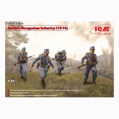 Figurines militaires Infanterie Austro-Hongroise 1ère guerre mondiale et 4 figurines
