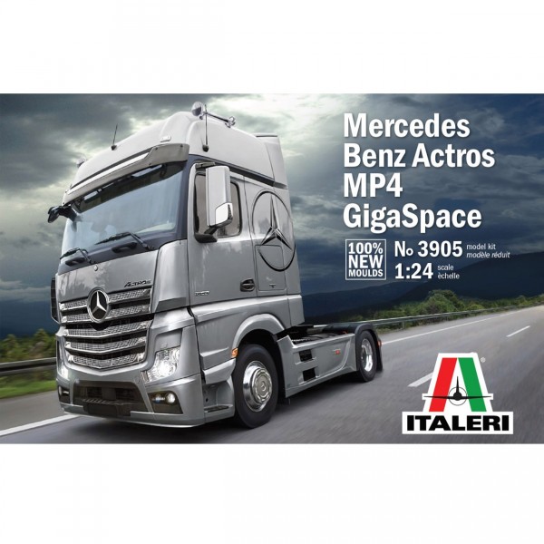 Maquette camion : Mercedes Benz Actros Gigaspace - Italeri-3905