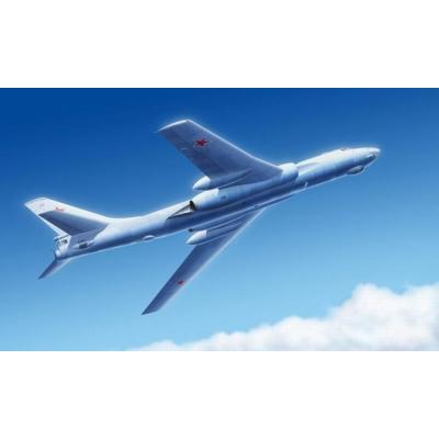 Trumpeter Maquette Avion : Tu-16K-26 Badger G