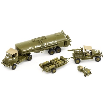 USAAF BOMBER RE-SUPPLY SET WWII - AIRFIX 1/72 PLASTIC KIT - Image 3
