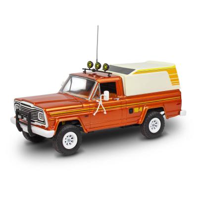 Maquette voiture : Jeep J-10 pickup with camper top - 1/24