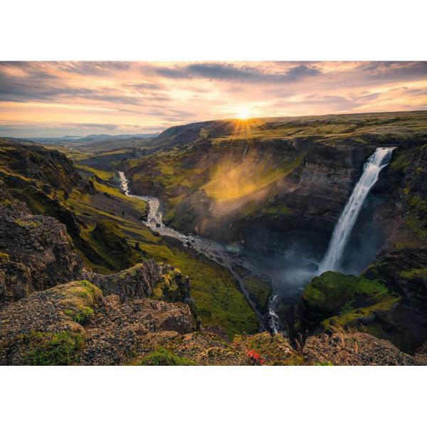 1000 pieces puzzle: Háifoss waterfall, Iceland  - Ravensburger-16738