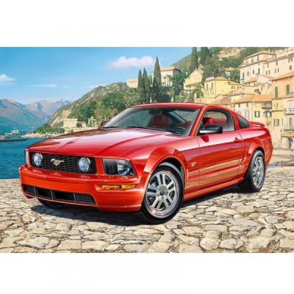 Maquette voiture : Ford Mustang GT 2005 - Revell-07355