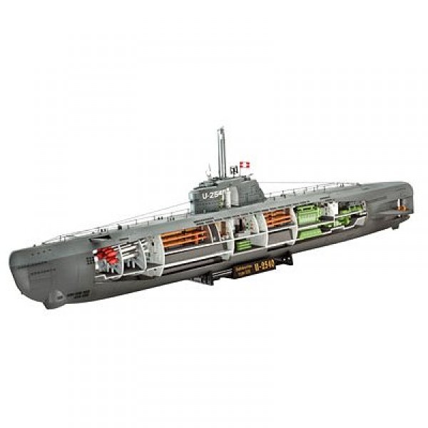 Maquette sous-marin : U-Boot Type XXI U 2540 & Interieur - Revell-05078