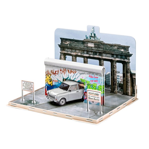 Maquette voiture et diorama : 30ème anniversaire Chute du mur de Berlin - Revell-07619