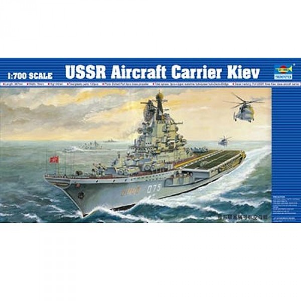 Maquette bateau : Porte-avions soviétique Kiev - Trumpeter-TR05704