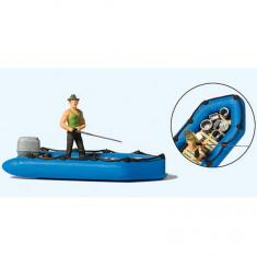 Model boat : Fishermen in Canoe