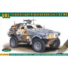 Maquette de Véhicule Militaire :VBL French Light Armored Vehicle 7.62MG 