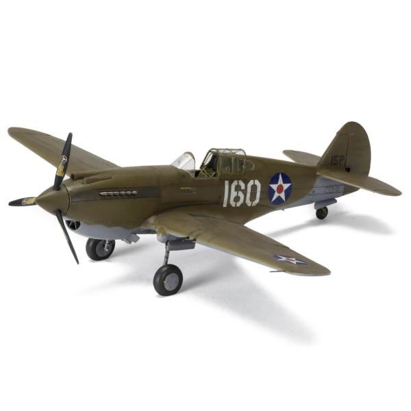 Modellflugzeug : Curtiss P-40B Warhawk - Airfix-A05130A
