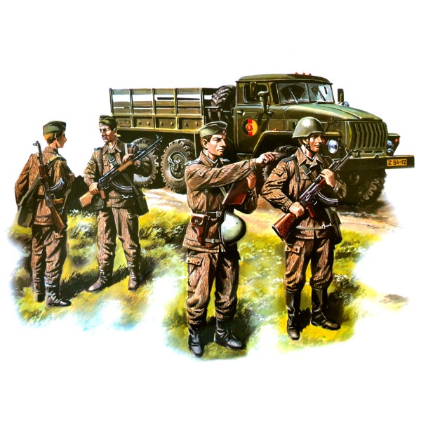 Maquette véhicule militaire et figurines : Unité motorisée RDA - Alanger-35502