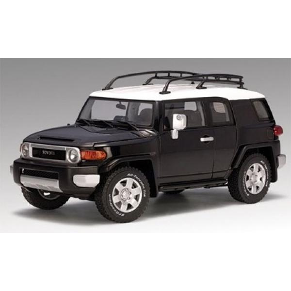 Toyota FJ Cruiser AutoArt 1/18 - T2M-A78856