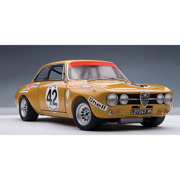 Alfa Romeo Giulia 1974 AutoArt 1/18 - T2M-A87103