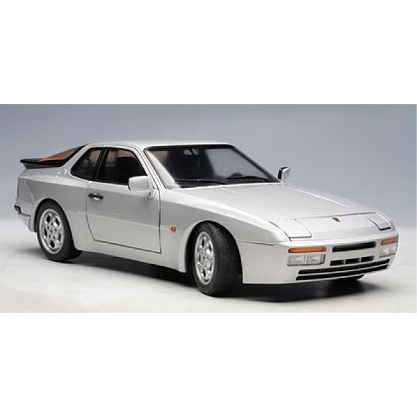 Porsche 944 Turbo AutoArt 1/18 - T2M-A77956