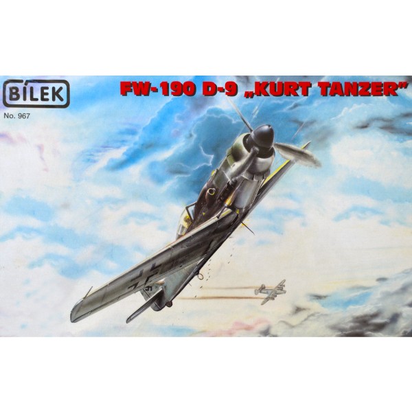 Maquette avion : Focke-Wulf FW 190 D-9 Kurt Tanzer - Bilek-967