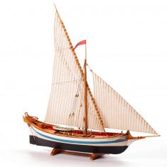 Wooden model ship: Le Martegaou