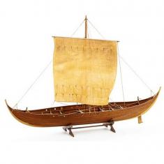 Viking wooden boat model: Roar Ege