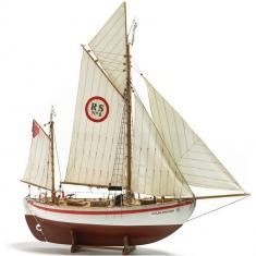 RC wooden boat model: Colin Archer RS1