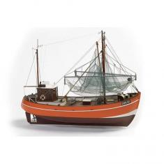 Maquette bateau en bois : Bateau de pêche aux crabes Cux 87