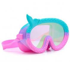swimming goggles: Seaside