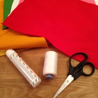 Des personnages de Noël en feutrine - Image n°1