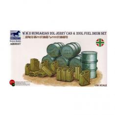 Accessoires militaires : Jerrycan hongrois Seconde Guerre Mondiale 20L et bidons de carburant 200L