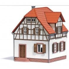 HO Model Railroad: Worker's House