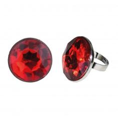 Anillo rojo con diamante.