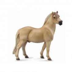 Horse Figurine: Isabelle Brown Fjord Stallion