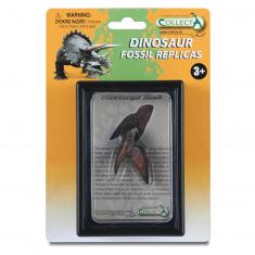 Dinosaur figurine: Triceratops Tooth