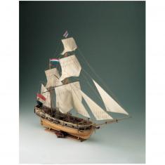 Schiffsmodell aus Holz: Dolphyn