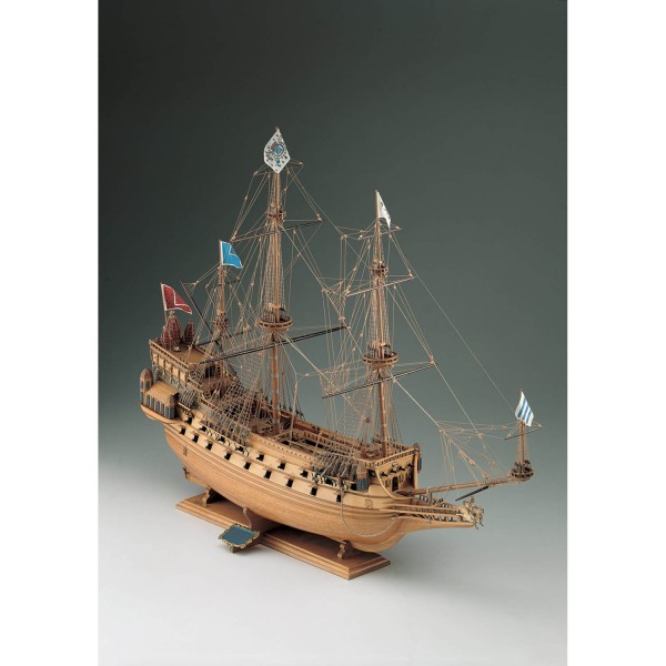 Maquette bateau en bois : La couronne - Corel-SM17