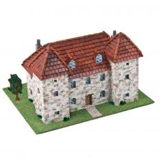 Ceramic model: French house in the Auvergne region