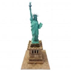 Maqueta de cerámica: Estatua de la Libertad