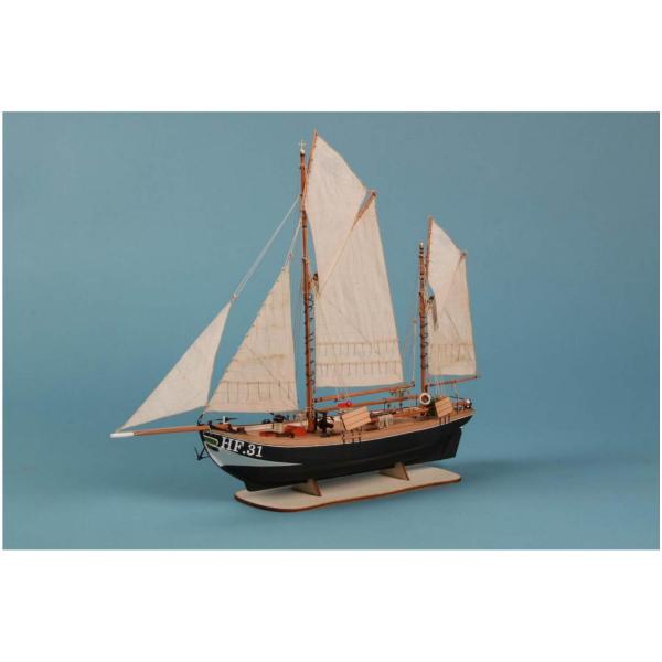 Modelo de barco de madera: Maria HF31 - Dusek-S050D016