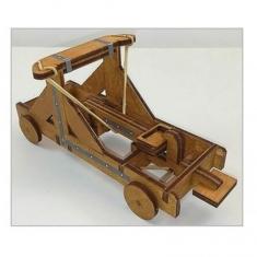 Maquette en bois : Catapulte à roues