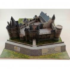 Cardboard model: Vitré Castle