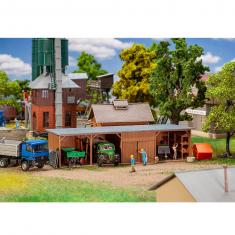 HO Model Building: Warehouse Hangar 