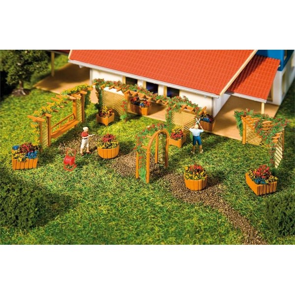 Faller F272550 - Set Jardin Ouvrier 1 : Kit Modélisme Réaliste Avec Maisons, Clôtures Et Accessoires