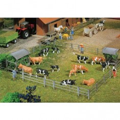 HO model making: Decorative accessories: Fence systems for stalls and free stall farm