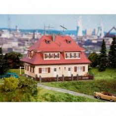 La gare de Villeneuve en miniature montée par Jouef au H0 HO 1/87e