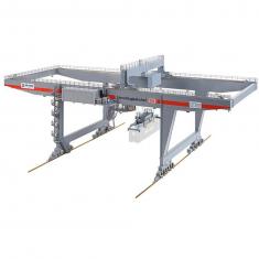 HO model: Container crane