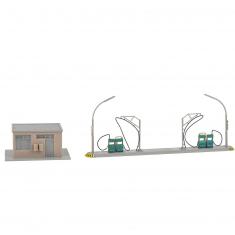 HO Model Railroad: Gas Station