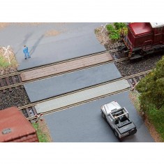 HO model railroad: 2 level crossings