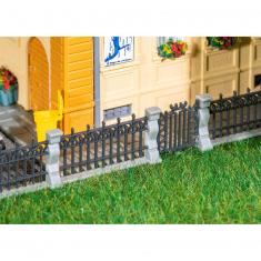 Scenery for HO model making: iron fences