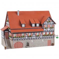 MAISON AVEC PETIT COMMERCE AU RDC DE BOIS MODELISME HO 107001