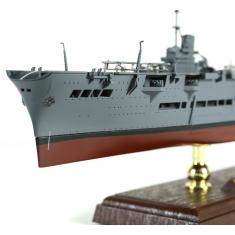 HMS Ark Royal Carrier 1/700